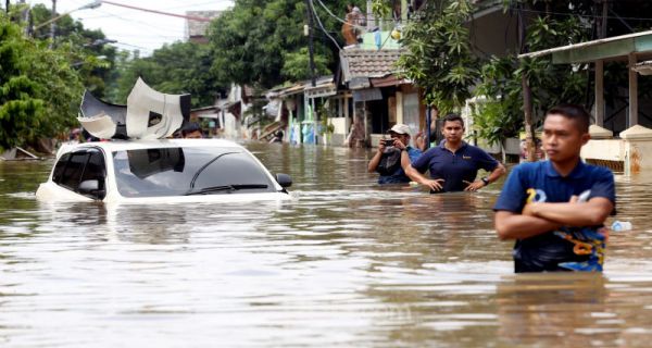 Cara Mengenali Mobil Bekas yang Terkena Banjir - JPNN.com