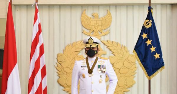 Selamat, Laksamana TNI Yudo Margono Terima Bintang Kehormatan Bhayangkara Utama - JPNN.com