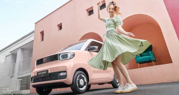 Wuling Rilis Mobil Listrik Mungil, Harganya di Bawah Rp 100 Juta - JPNN.com