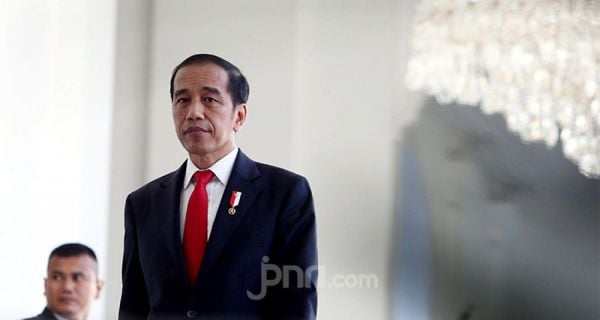 Amendemen UUD, Elite Golkar: Ada yang Ingin Korbankan Nama Baik Jokowi - JPNN.com