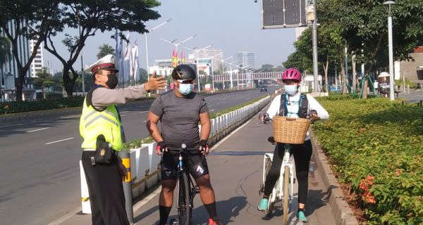 Pesepeda Masih Nekat Masuk Jalur Sudirman-Thamrin - JPNN.com