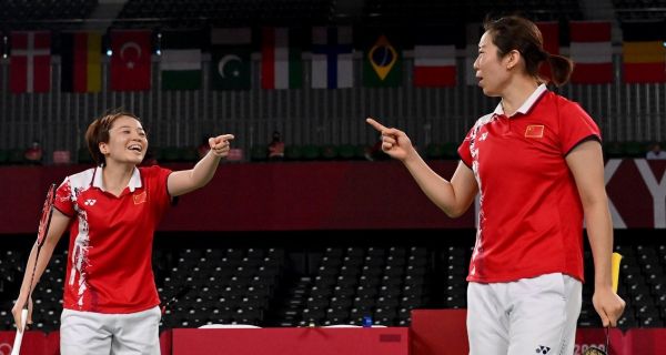 Kalah di Final Tokyo 2020, Begini Pengakuan Ganda Putri China Soal Kualitas Greysia/Apriyani - JPNN.com