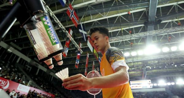 Indonesia Masters 2022: Tanpa Ampun, Ginting Bantai Wakil Thailand - JPNN.com