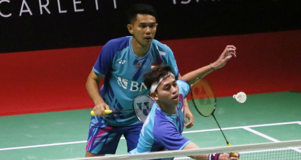 Indonesia Masters 2023: Perasaan Rian Ardianto Main Bersebelahan dengan Ribka Sugiarto - JPNN.com