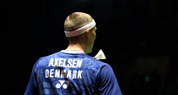 Ini Live Streaming Jojo Vs Axelsen di Perempat Final Kumamoto Masters Japan 2023 - JPNN.com