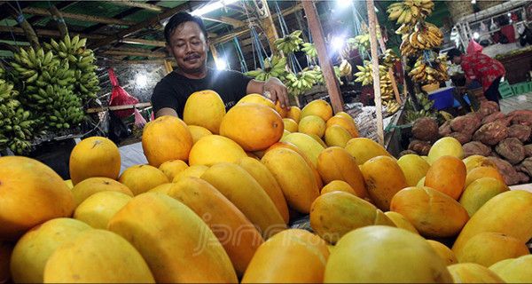 Membangun Pasar, Memajukan Perekonomian Lokal - JPNN.com