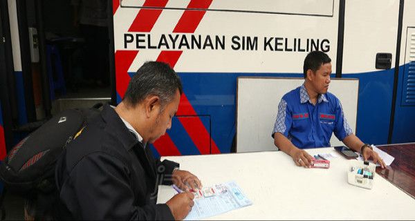 Daftar Lokasi Layanan SIM Keliling di Jakarta, 24 Maret 2023, Ada 5 Gerai - JPNN.com