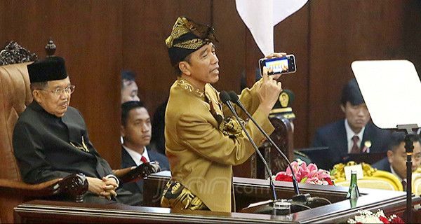 Jokowi Sindir Eksekutif dan Legislatif yang Suka Kunker ke Luar Negeri - JPNN.com