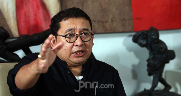 Indonesia Pimpin ASEAN, Fadli Zon Punya Saran soal Upaya Akhiri Kekerasan di Myanmar - JPNN.com