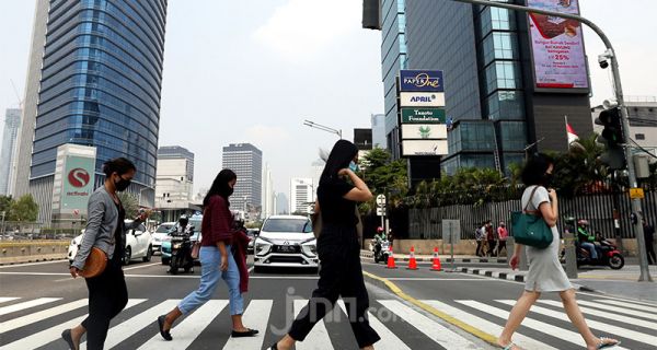 Anies Baswedan Bicara Potensi Jalan Sudirman Menyamai Times Square New York - JPNN.com