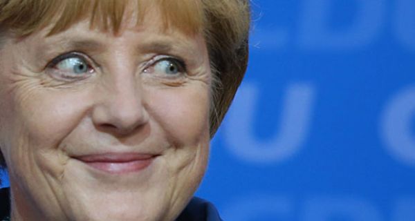 Angela Merkel Kembali Pimpin Jerman - JPNN.com