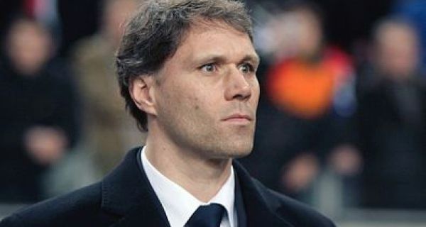 Basten Anggap Penunjukan Seedorf jadi Pertaruhan Besar Milan - JPNN.com