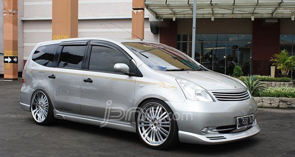 Grand Livina 2007: The Best Nissan - JPNN.com