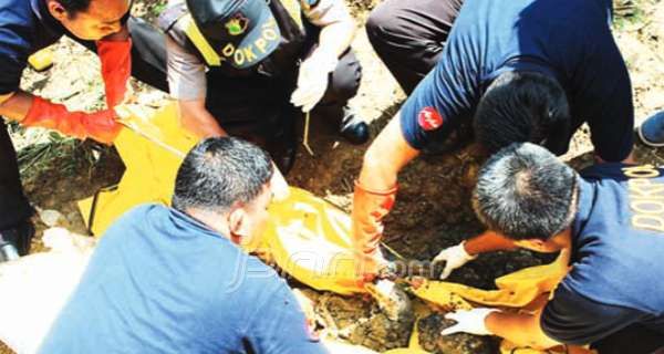 Orangtua Diduga Lalai, Anak Tewas Tercebur ke Galian Septic Tank - JPNN.com