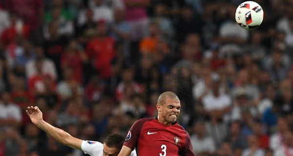 Striker Wales Tak Sabar Bentrok dengan Pepe - JPNN.com