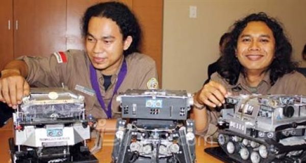 Ingin Ciptakan Robot Penyelam dan Robot Untuk Penyandang Cacat - JPNN.com