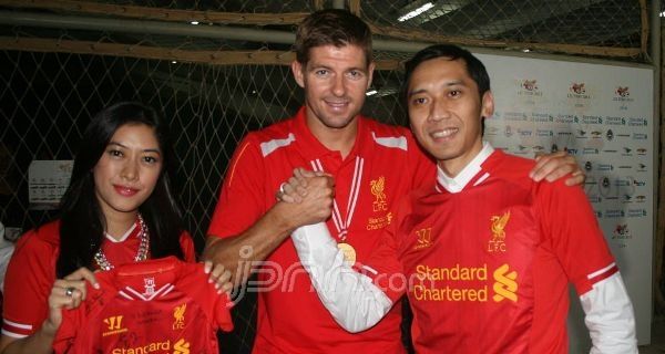 Ibas Merasa Seperti Mimpi Bisa Bertemu Gerrard - JPNN.com