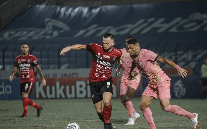 Coach Fabio Buktikan Madura United Lebih Baik, Sukses Bungkam Bali United 1 – 0  - JPNN.com Bali