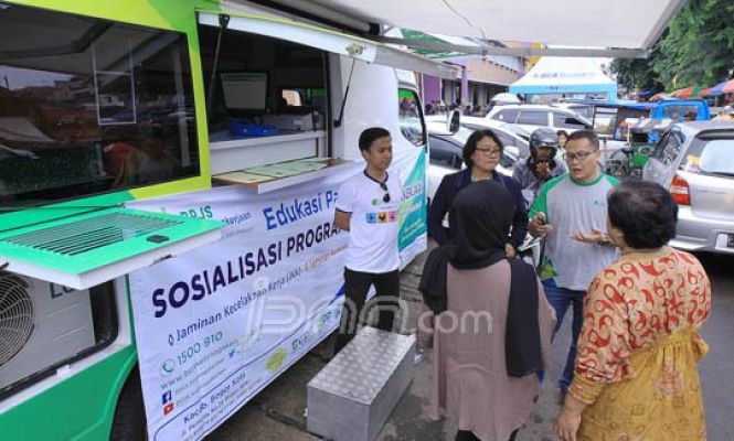 Jemput Bola, Sosialisasi Kepesertaan BPJS Turun ke Jalan-jalan