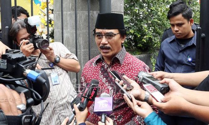 Adhyaksa Dault Tampak di Rumah Duka Menteri Susi