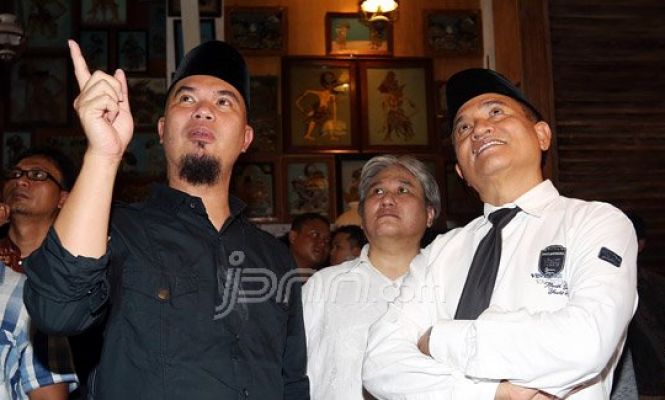 Cagub DKI 1 Ahmad Dhani dan Yusril Ihza Mahendra Bertemu