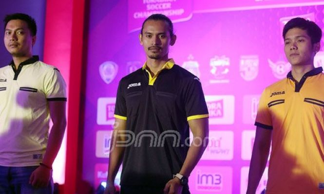 Tiga Jersey Wasit Baru Diperkenalkan di Grand Launching TSC 2016