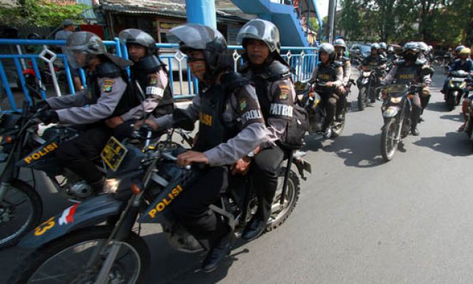 Pasca Bentrok, Polisi dan TNI di Tangerang Gelar Patroli