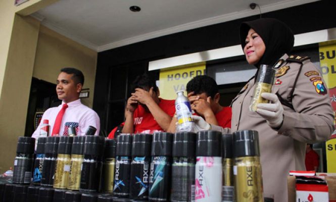 Polrestabes Surabaya Bongkar Jaringan Parfum Palsu