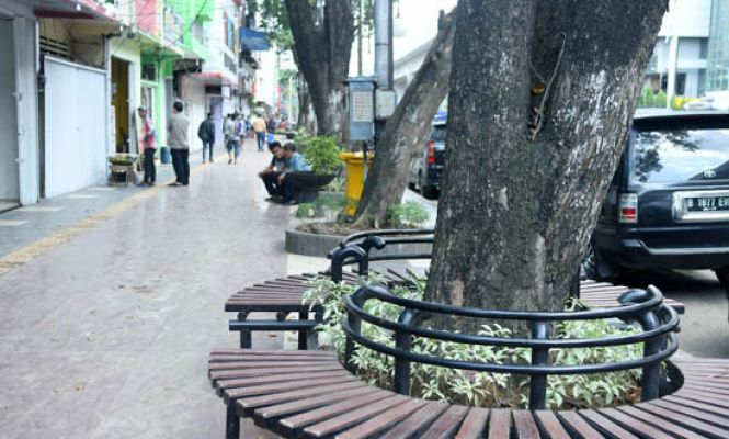  Pemkot Palembang Percantik Trotoar Jalan Sudirman