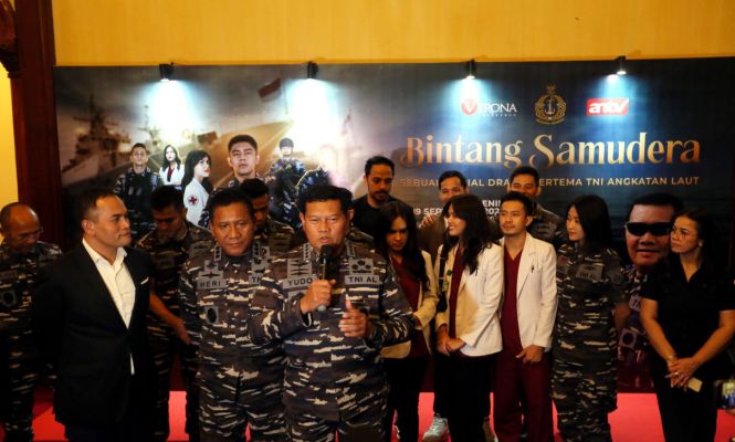Anggota TNI AL Nobar Serial Drama Bintang Samudera