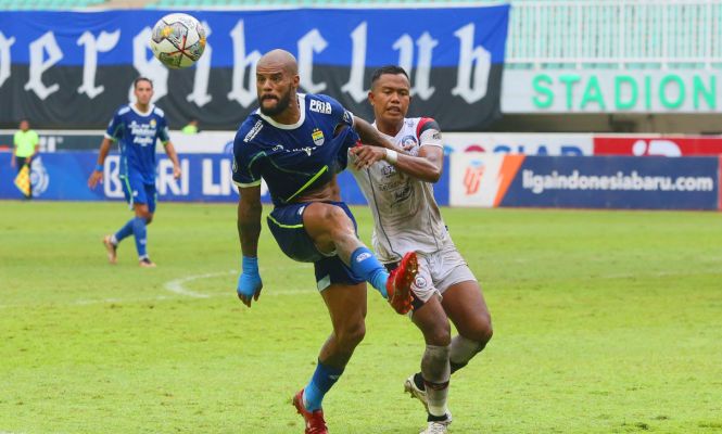 Persib Bandung Menang Tipis Lawan Arema FC 1-0