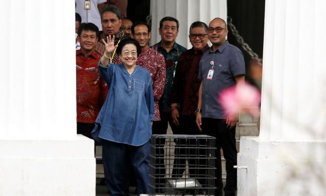 Megawati Tinjau Kondisi Museum Nasional Indonesia Pascakebakaran