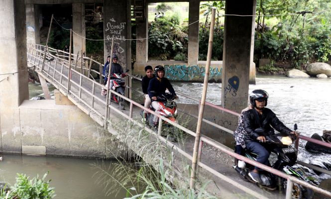 Jalur Alternatif Sepeda Motor Menuju Puncak Bogor