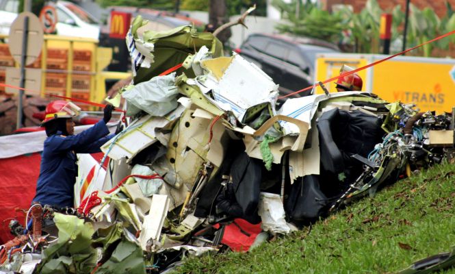 Pesawat Latih Cessna Jatuh di BSD