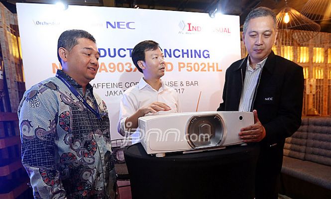 NEC Hadirkan Projector Seri PA Generasi Ketiga