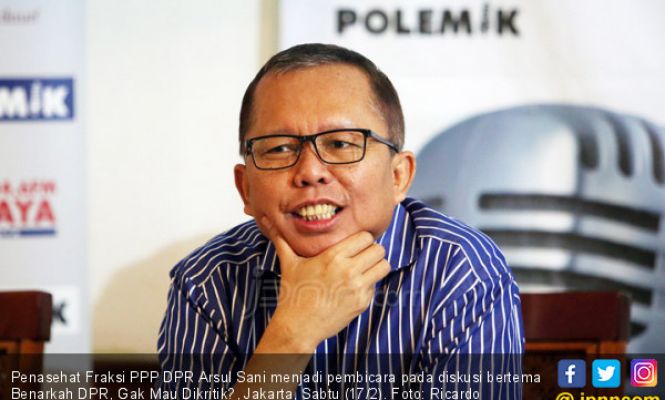 Diskusi bertema Benarkah DPR, Gak Mau Dikritik?
