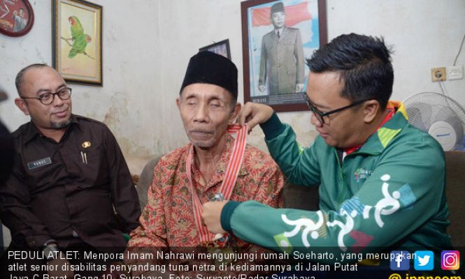 Peduli Atlet, Menpora Sambangi Soeharto