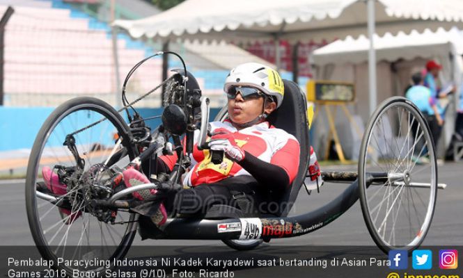 Pembalap Paracycling Ni Kadek Karyadewi 