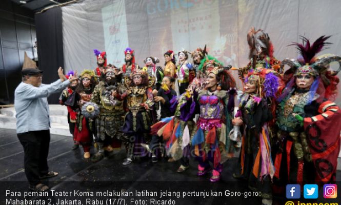 Jelang Pertunjukan Teater Koma