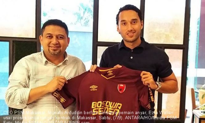 PSM Makassar Resmi Rekrut Ezra Walian