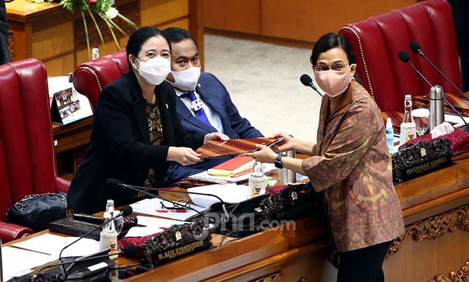 DPR Bersama Pemerintah Setujui RUU APBN 2021 dan RUU Bea Meterai