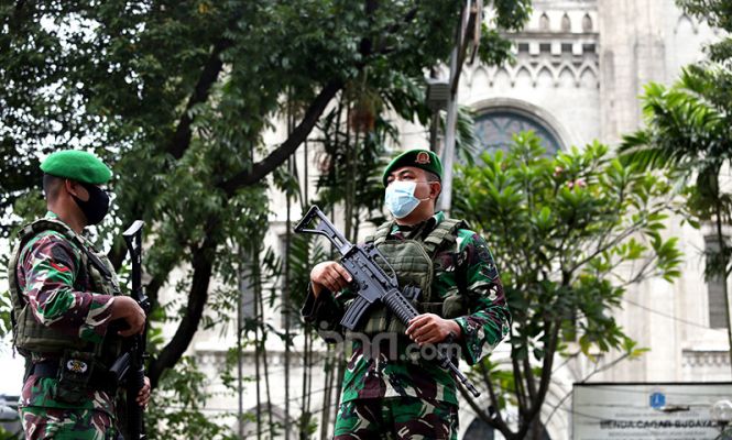 TNI-Polri Amankan Rangkaian Perayaan Hari Paskah