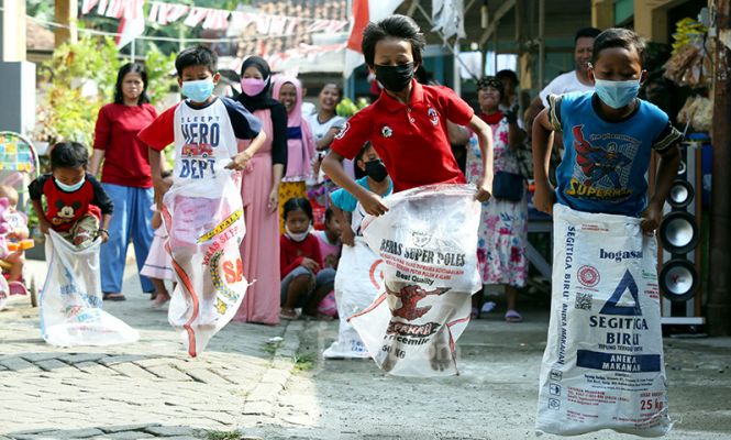 Antusiasme Warga Semarakkan HUT RI pada Masa Pandemi