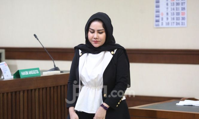 Sidang Artis Lady Marsella