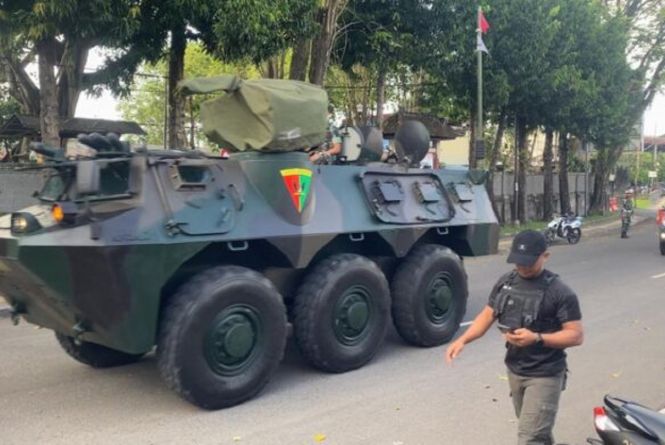 Baracuda TNI Menyerbu Mapolres Jembrana, Lihat Apa yang Terjadi