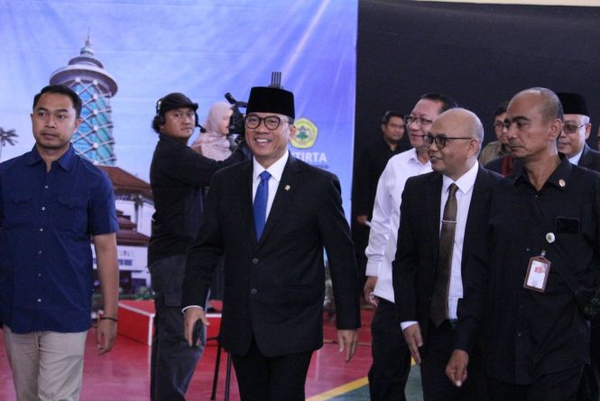 Mendes PDT Tak Ingin RI Seperti Jepang, Minta Sarjana Balik ke Desa