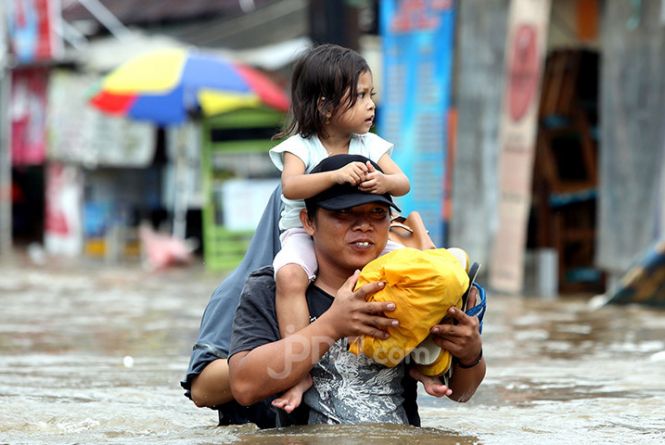 Heru Budi Hartono Naik, Uang Penanganan Banjir Turun