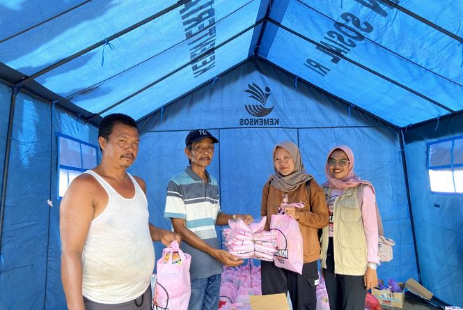 Srikandi Ganjar Lampung Bantu Korban Banjir di Kotabumi Selatan
